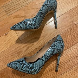 BCBGeneration Skie Women's Heel Oil Blue Snake